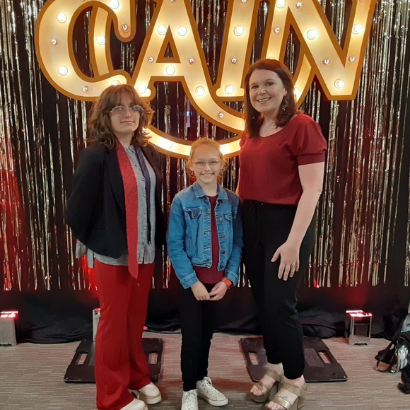 Meet your Posher, Brandi - Picture 2 of 3